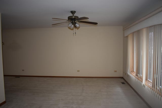 10600 Lynn Dr, Orland Park, IL 60467 - unfurnished room with visible vents, baseboards, and a ceiling fan