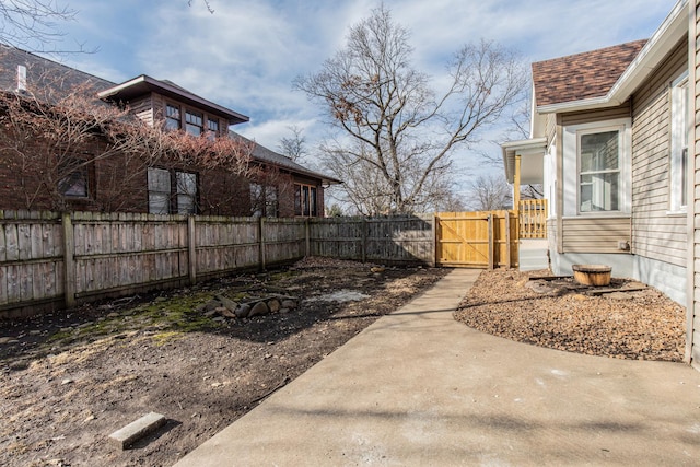 1503 Ottawa Ave, Ottawa, IL 61350 - view of yard with a patio area, a fenced backyard, and a gate