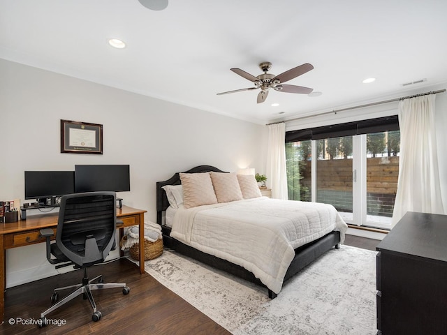 bedroom with recessed lighting, dark wood-type flooring, a ceiling fan, visible vents, and access to outside