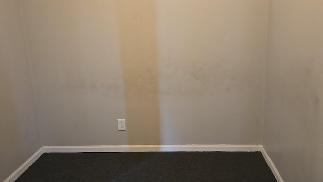 41 E 100th Pl, Chicago, IL 60628 - unfurnished room with baseboards