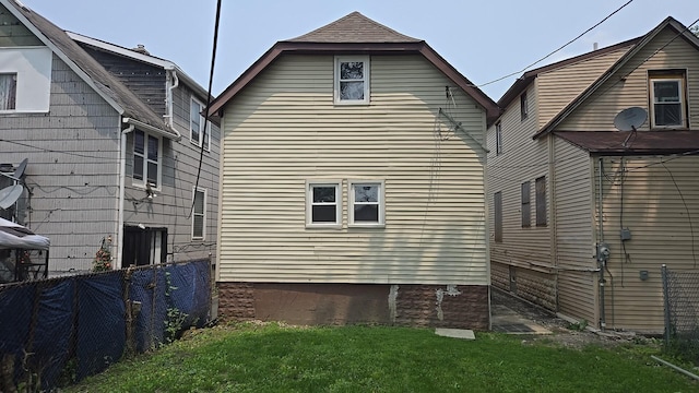 41 E 100th Pl, Chicago, IL 60628 - back of property