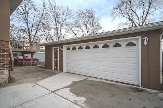 view of detached garage