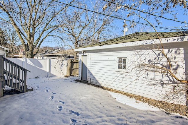 exterior space featuring fence