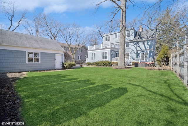 view of yard featuring fence