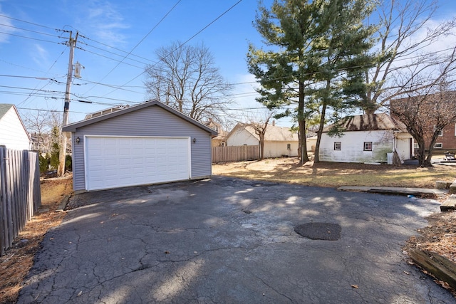 411 N Arlington Heights Rd, Arlington Heights, IL 60004 - view of detached garage