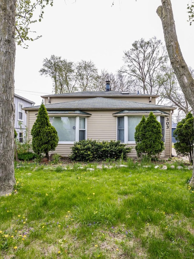 303 Merrill Ave, Calumet City, IL 60409 - photo 2