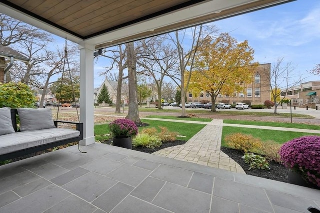 view of patio / terrace with covered porch