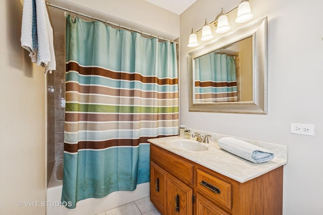 7821 Teton Rd, Orland Park, IL 60462 - full bath with vanity, shower / bath combo, and tile patterned floors