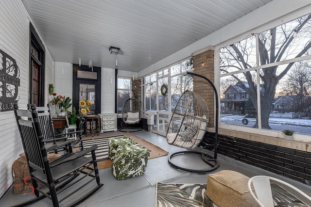 view of sunroom / solarium