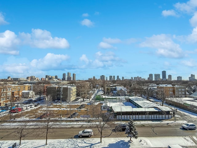 drone / aerial view with a view of city