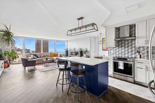330 W Diversey Pkwy Unit 2108, Chicago, IL 60657 - photo 2