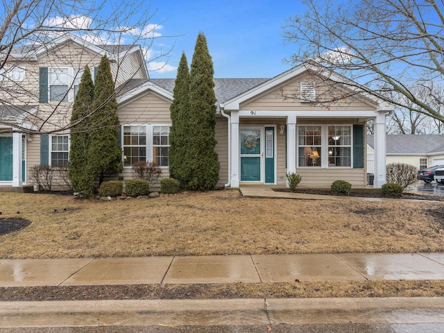 view of front of property