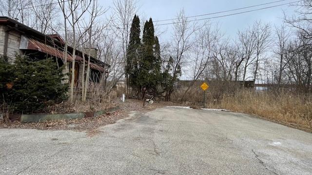 31918 Hillside Dr, Lakemoor, IL 60051