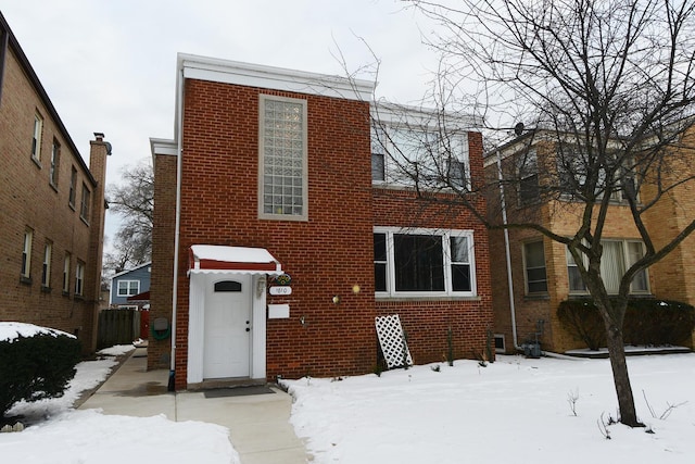 view of front facade with brick siding