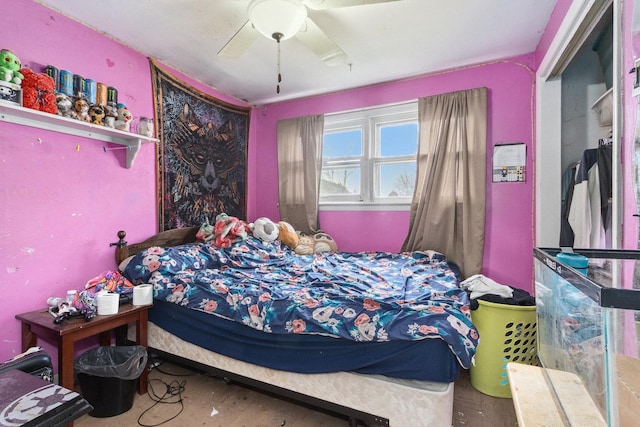 bedroom featuring a ceiling fan