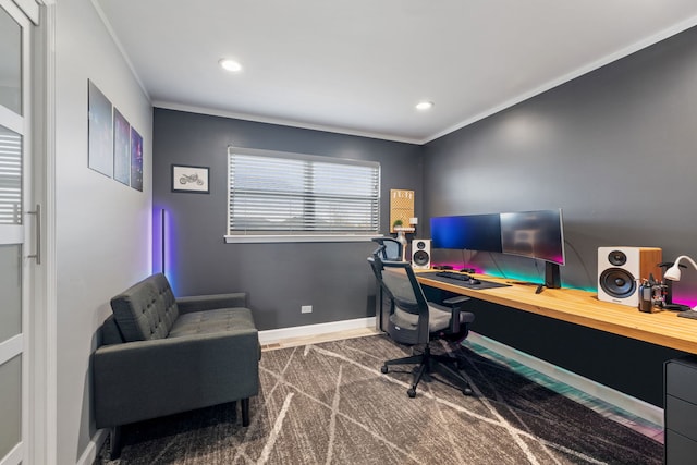 home office featuring recessed lighting, baseboards, and ornamental molding