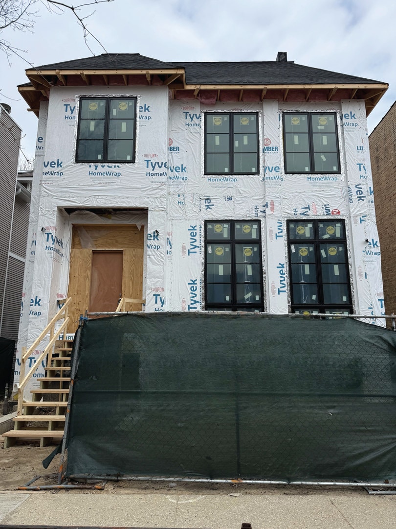2116 W Wilson Ave, Chicago, IL 60625 - photo 2