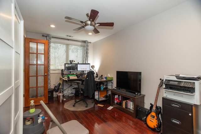 office area with recessed lighting, visible vents, ceiling fan, and wood finished floors