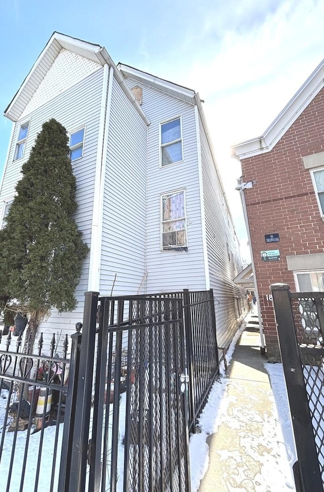 view of front of property with fence