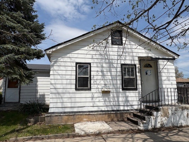 525 Price Ave, Calumet City, IL 60409 - view of home's exterior
