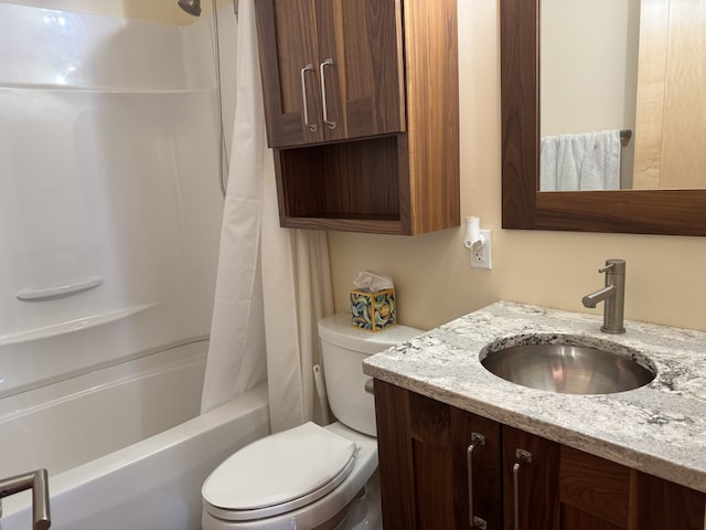 bathroom featuring shower / bathtub combination with curtain, vanity, and toilet