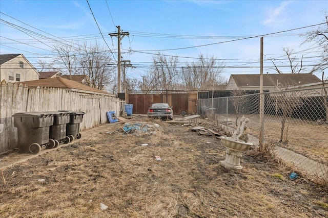 view of yard featuring a fenced backyard