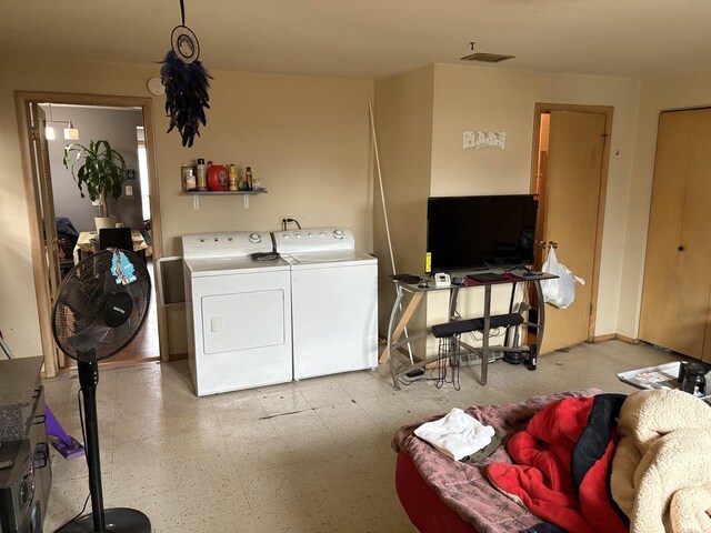 4257 W SW Hwy, Hometown, IL 60456 - washroom featuring light floors and separate washer and dryer