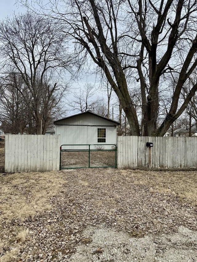 Listing photo 2 for 315 Vermilion St, Georgetown IL 61846