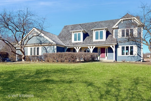 view of front of home with a front lawn