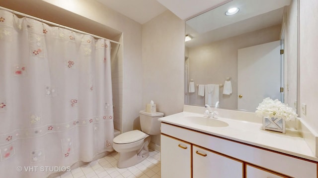 full bathroom with tile patterned flooring, toilet, recessed lighting, vanity, and shower / tub combo with curtain