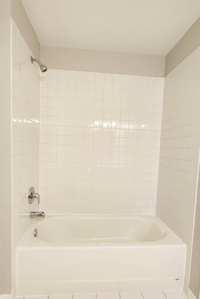 4015 N Milwaukee Ave Unit 516, Chicago, IL 60641 - full bath with shower / bathtub combination