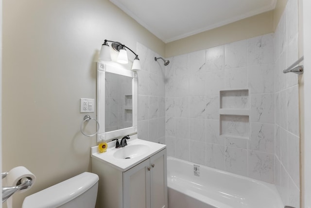 full bath featuring toilet, shower / bathtub combination, crown molding, and vanity