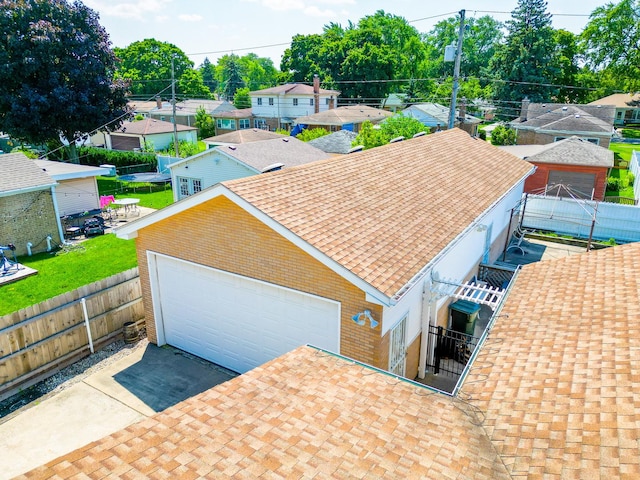 birds eye view of property featuring a residential view