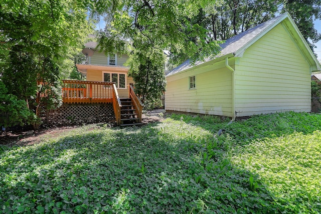 831 W Galena Blvd, Aurora, IL 60506 - back of property featuring a wooden deck and roof with shingles
