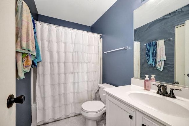 full bath featuring shower / bath combination with curtain, vanity, and toilet