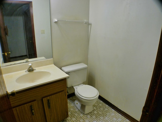 15805 Peggy Ln Unit 2, Oak Forest, IL 60452 - bathroom with vanity, toilet, and baseboards