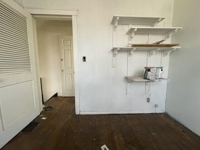 7310 S Kingston Ave, Chicago, IL 60649 - washroom with wood finished floors