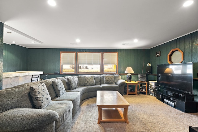 living area with carpet flooring and recessed lighting