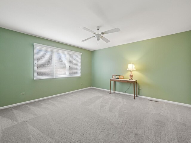 681 Halligan Cir, Lake Forest, IL 60045 - photo 23
