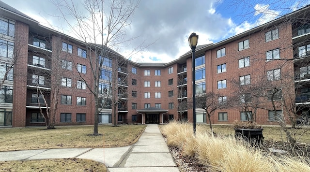 view of building exterior