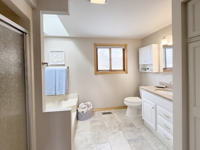 full bathroom featuring visible vents, toilet, vanity, a shower stall, and baseboards