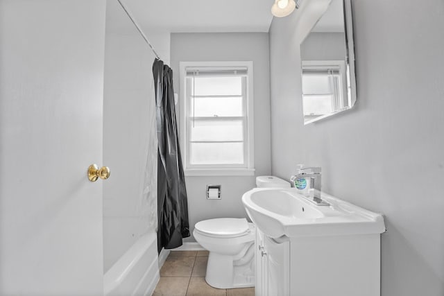 200 S Roselle Rd, Roselle, IL 60172 - full bath featuring vanity, toilet, tile patterned flooring, and shower / tub combo