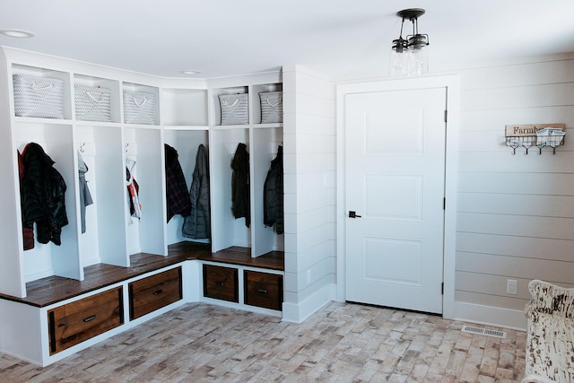 mudroom with visible vents