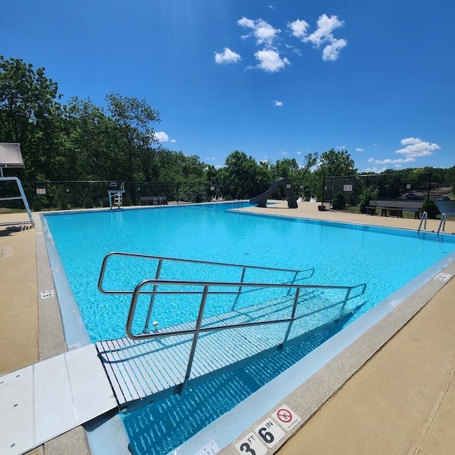 pool with fence