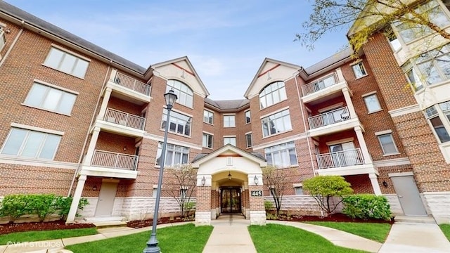 view of building exterior