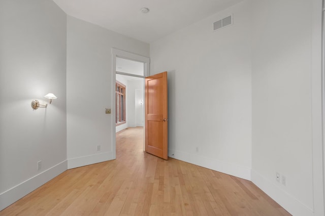 2806 Oakmont Ct, Champaign, IL 61821 - empty room with light wood-type flooring and baseboards