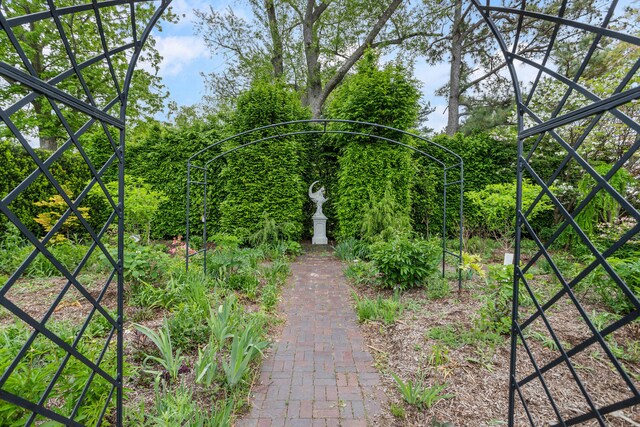 2806 Oakmont Ct, Champaign, IL 61821 - view of yard
