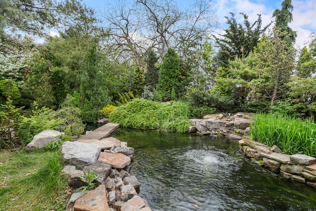 2806 Oakmont Ct, Champaign, IL 61821 - view of yard