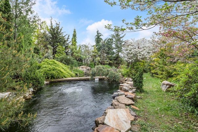 2806 Oakmont Ct, Champaign, IL 61821 - water view