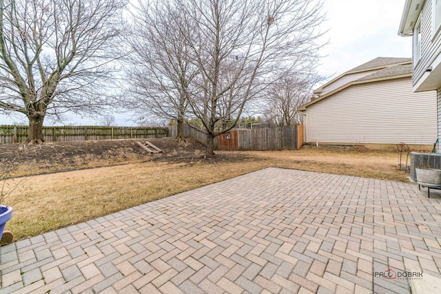 view of patio featuring a fenced backyard